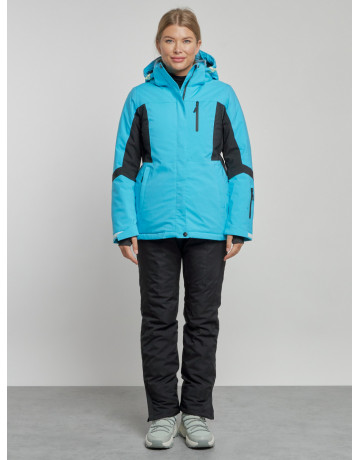 Женский горнолыжный костюм для зимних видов спорта.