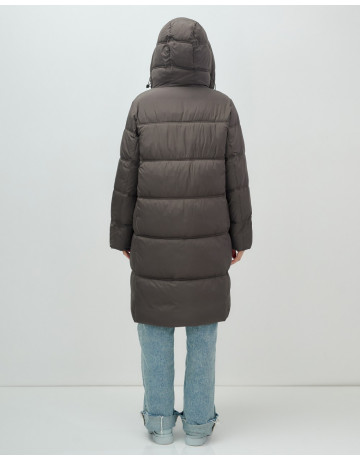 Длинный женский пуховик с капюшоном для зимы.