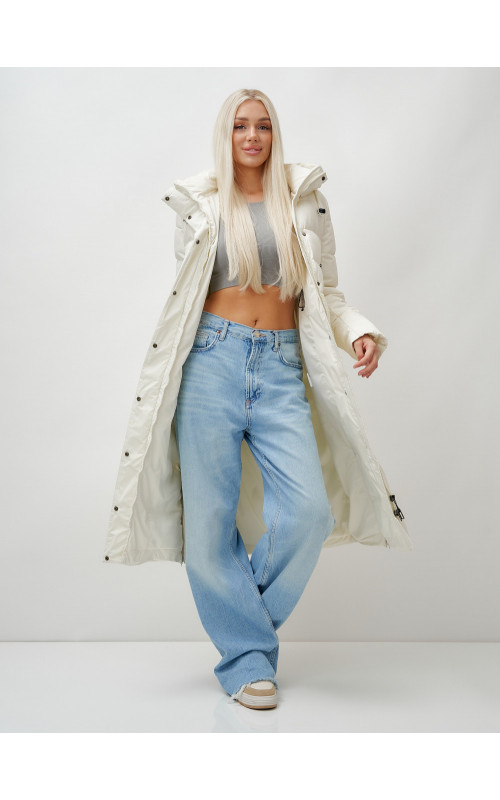 Длинный зимний пуховик с капюшоном для женщин