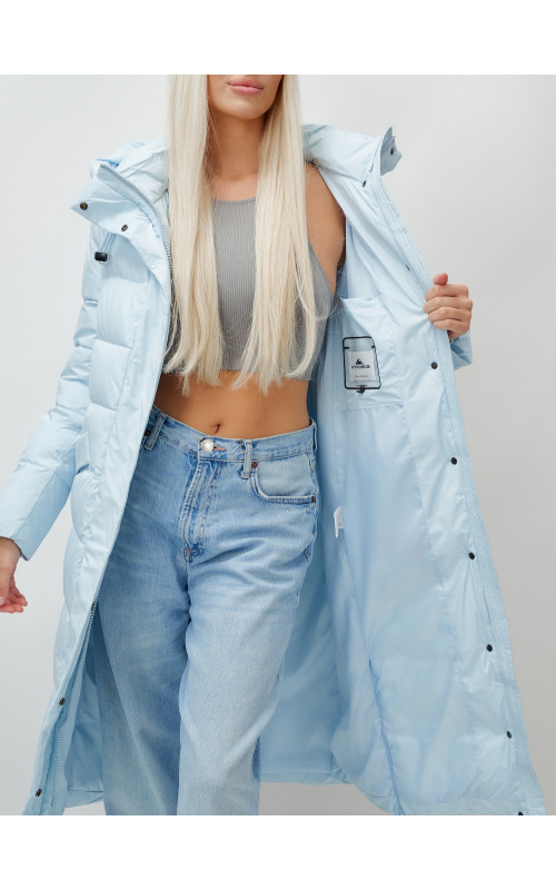 Женский зимний пуховик с капюшоном