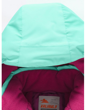 Горнолыжный зимний костюм для девочек-подростков.