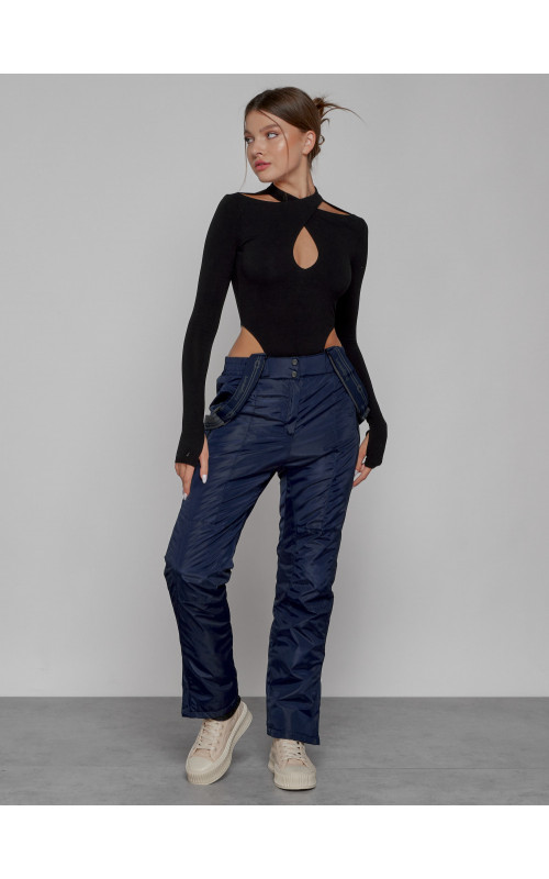 Женский горнолыжный костюм зимний.