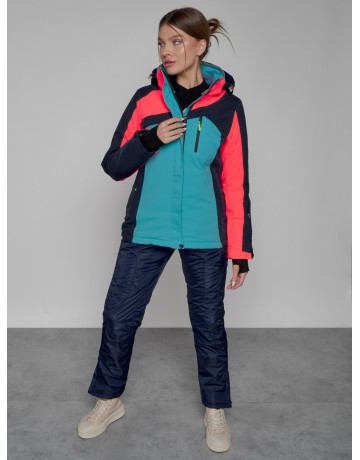 Женский горнолыжный костюм зимний.