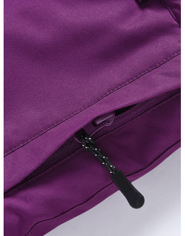 Детский горнолыжный зимний костюм для девочки.