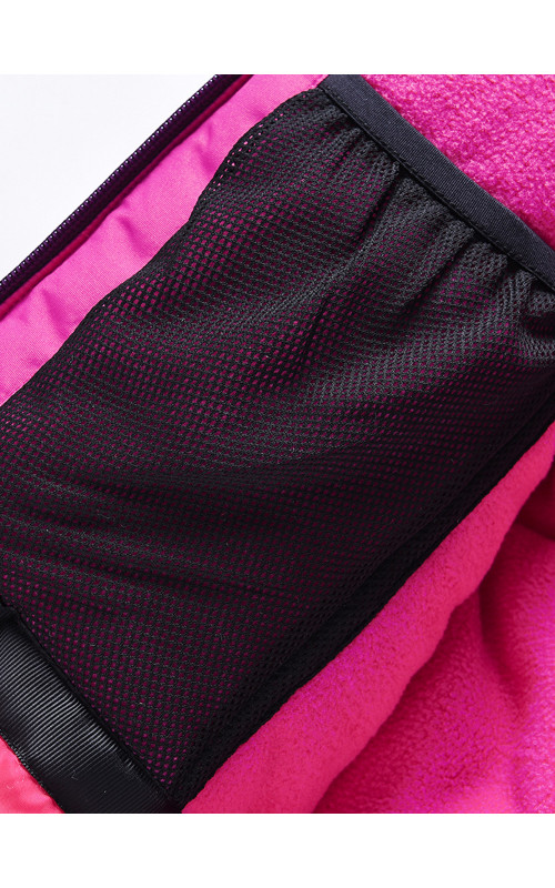 Детский горнолыжный зимний костюм для девочки.