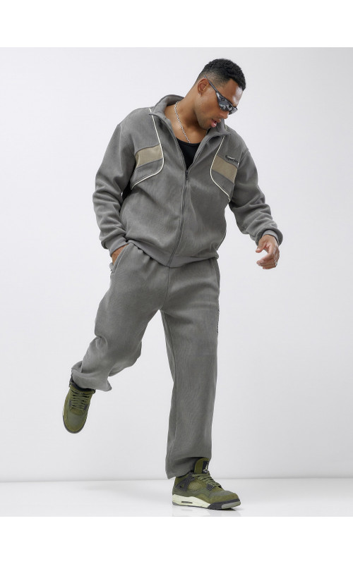 Мужской демисезонный спортивный костюм на флисе, серый, для спорта. в Тюмени