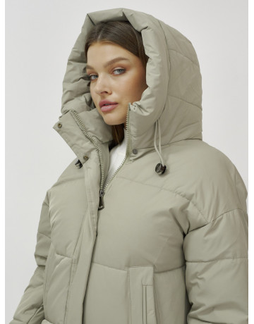 Зимний пуховик с утеплителем: стиль и комфорт.