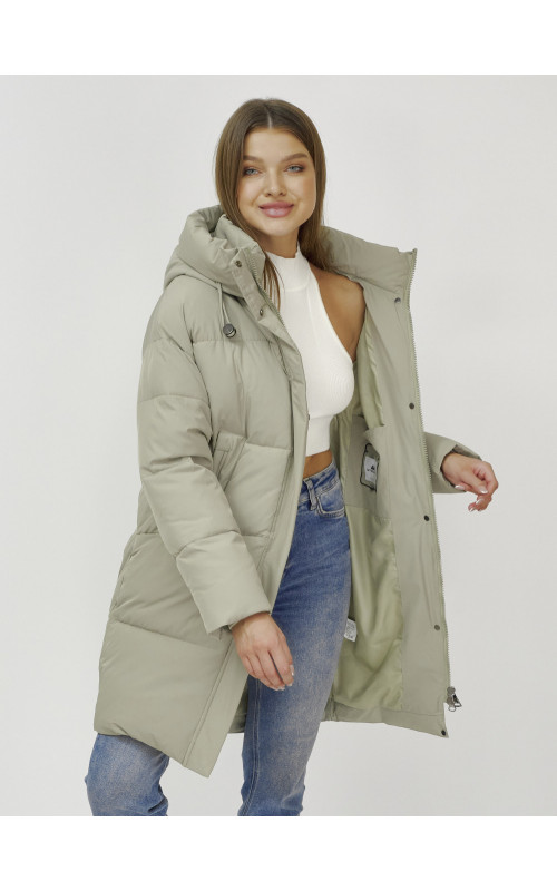 Зимний пуховик с утеплителем: стиль и комфорт.