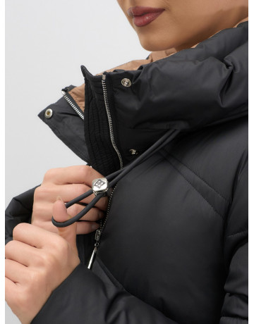 Длинный зимний пуховик с капюшоном для женщин