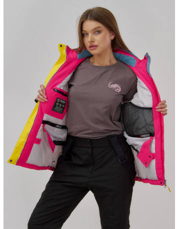 Женская горнолыжная куртка: идеальная посадка и тепло.