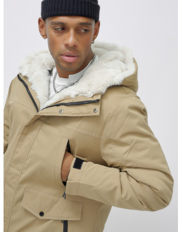Мужская зимняя удлиненная парка с мехом горчичного оттенка. в Тюмени