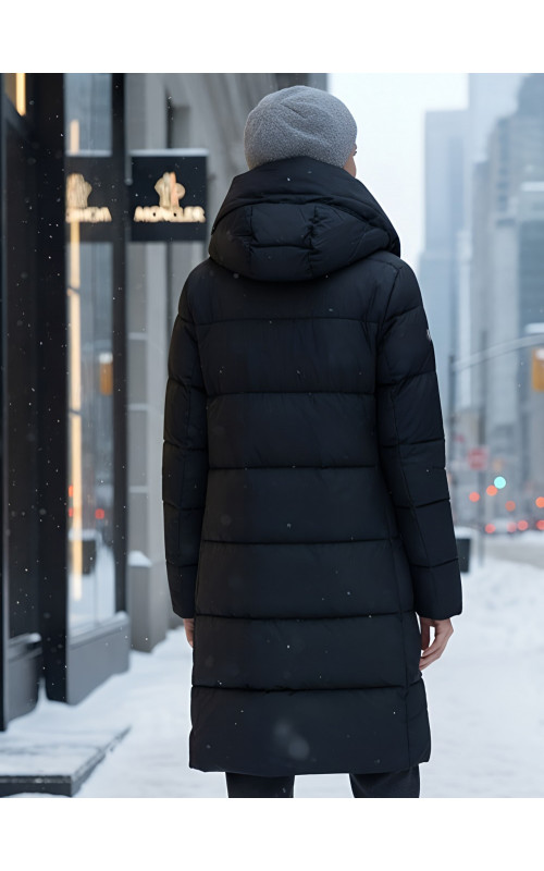 Длинный женский пуховик с капюшоном для зимы