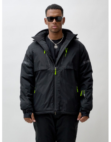 Мужской горнолыжный костюм для зимних приключений.