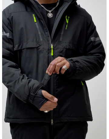 Мужской горнолыжный костюм для зимних приключений.