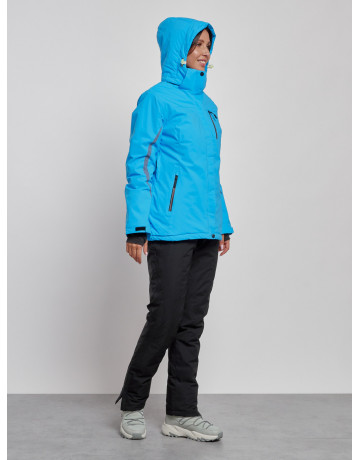 Женский горнолыжный костюм для зимних прогулок и спорта.