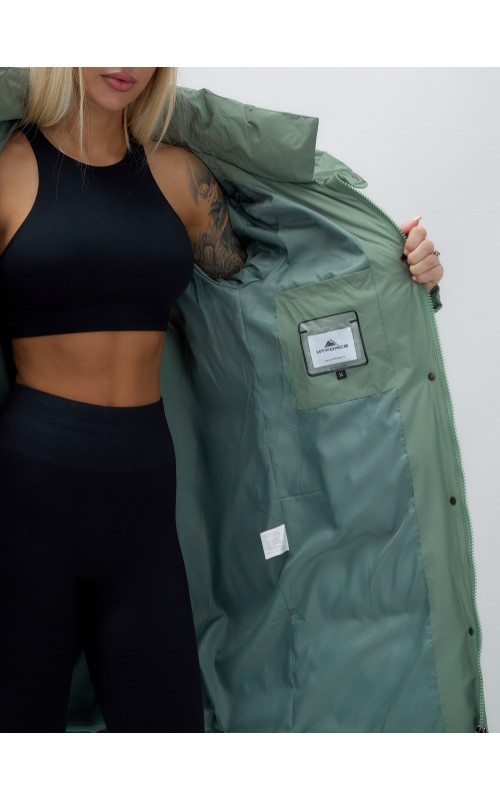 Женский зимний пуховик с капюшоном удлинённый зелёный в Тюмени