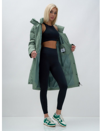 Женский зимний пуховик с капюшоном удлинённый зелёный в Тюмени