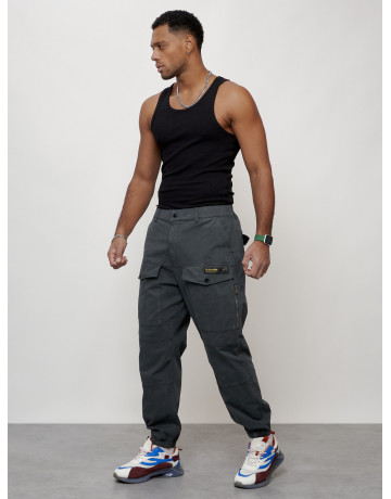 Мужские брюки карго зауженного кроя.