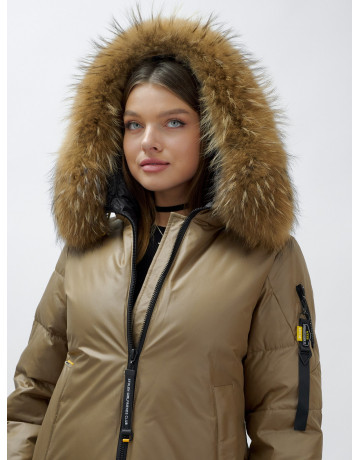 Пуховик женский зимний с мехом енот премиум коричневый в Тюмени