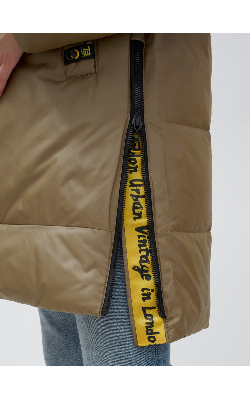 Пуховик женский зимний с мехом енот премиум коричневый в Тюмени