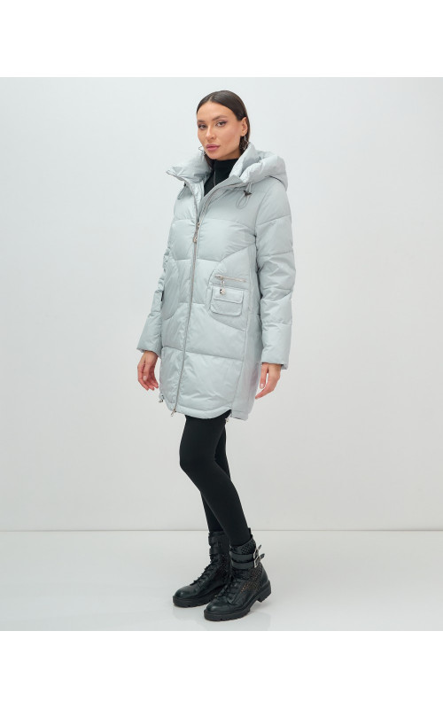 Пуховик женский зимний с капюшоном голубой. в Тюмени