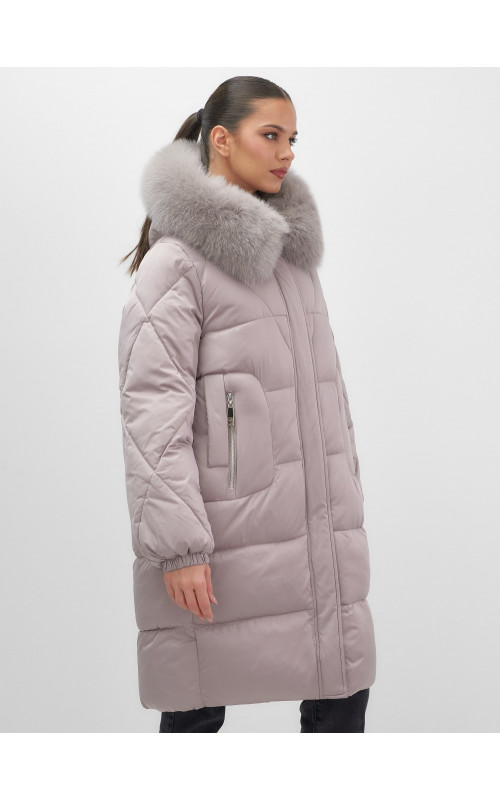 Длинный зимний пуховик с мехом песца.