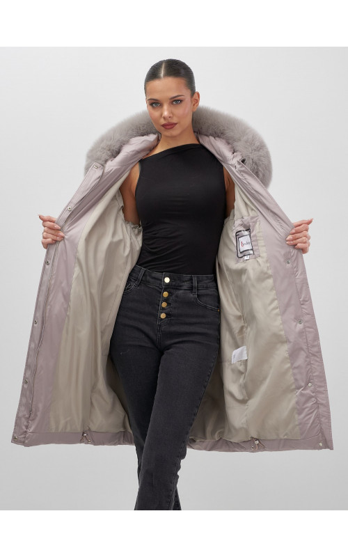 Длинный зимний пуховик с мехом песца.