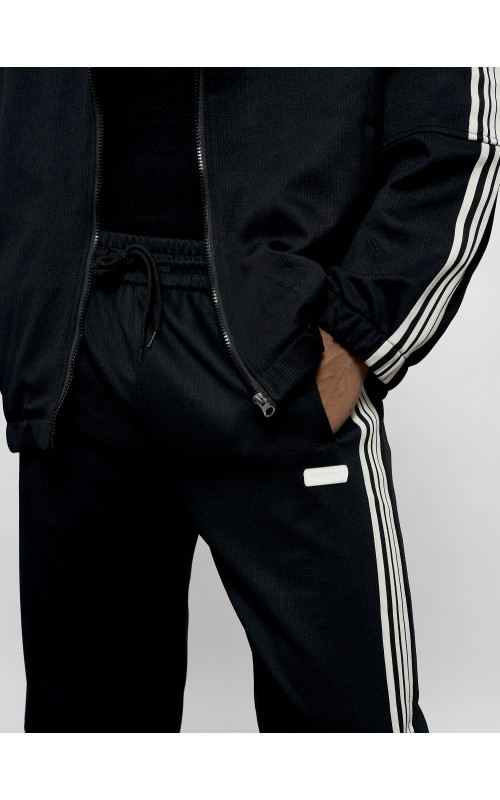 Спортивный костюм мужской оригинал чёрный, для спорта. в Тюмени