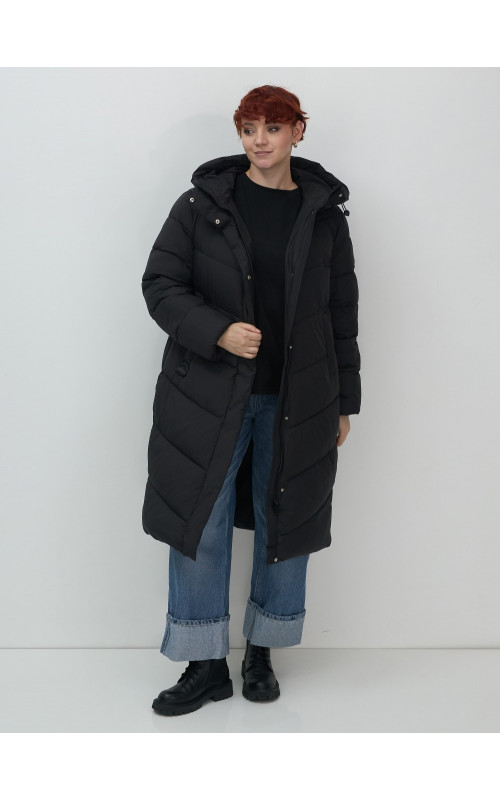 Длинный женский пуховик с капюшоном для зимы