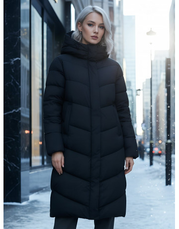 Длинный женский пуховик с капюшоном для зимы