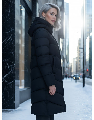 Длинный женский пуховик с капюшоном для зимы