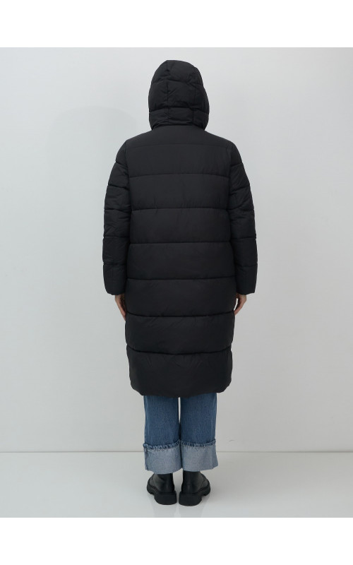 Длинный женский пуховик с капюшоном для зимы