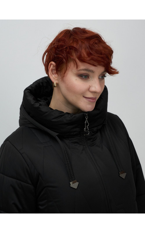 Длинный зимний пуховик для женщин больших размеров.