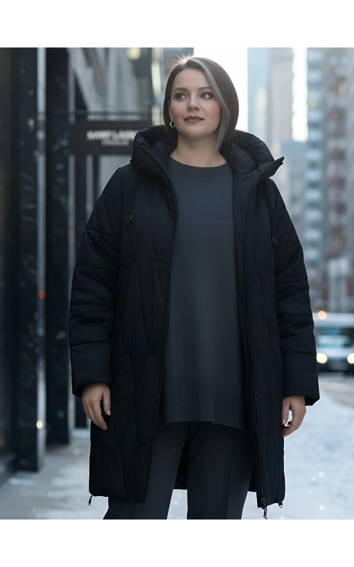 Длинный зимний пуховик для женщин больших размеров.