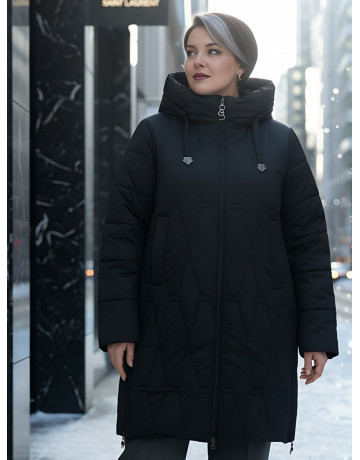 Длинный зимний пуховик для женщин больших размеров.