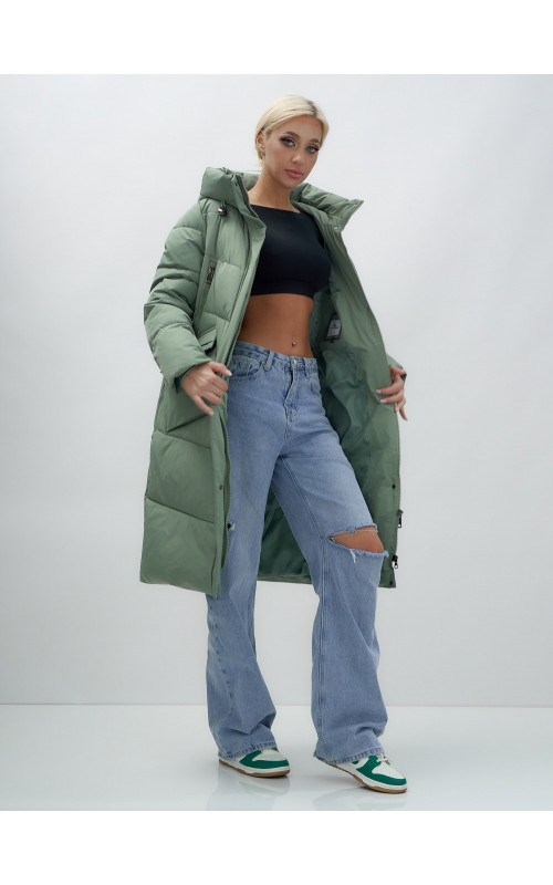 Длинный женский пуховик с капюшоном