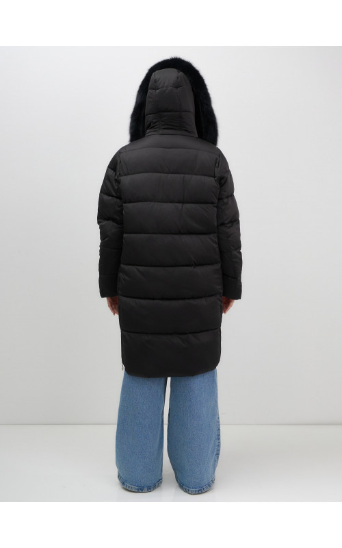 Длинный зимний пуховик с мехом песца.