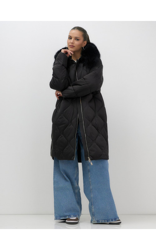 Длинный зимний пуховик с мехом песца.
