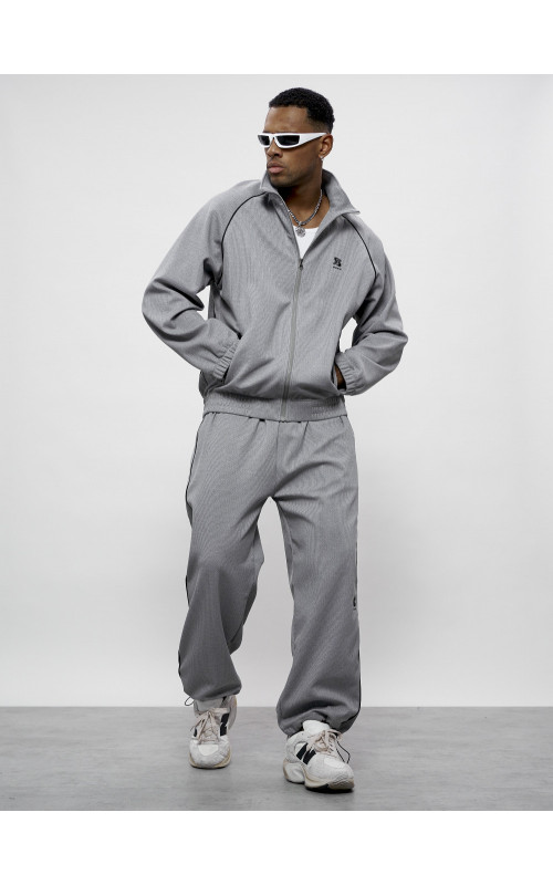 Мужской спортивный костюм серого цвета для спорта в Тюмени