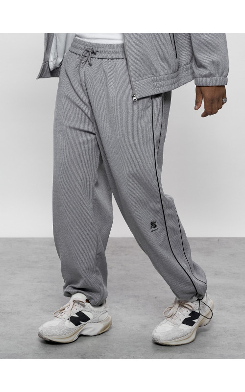 Мужской спортивный костюм серого цвета для спорта в Тюмени