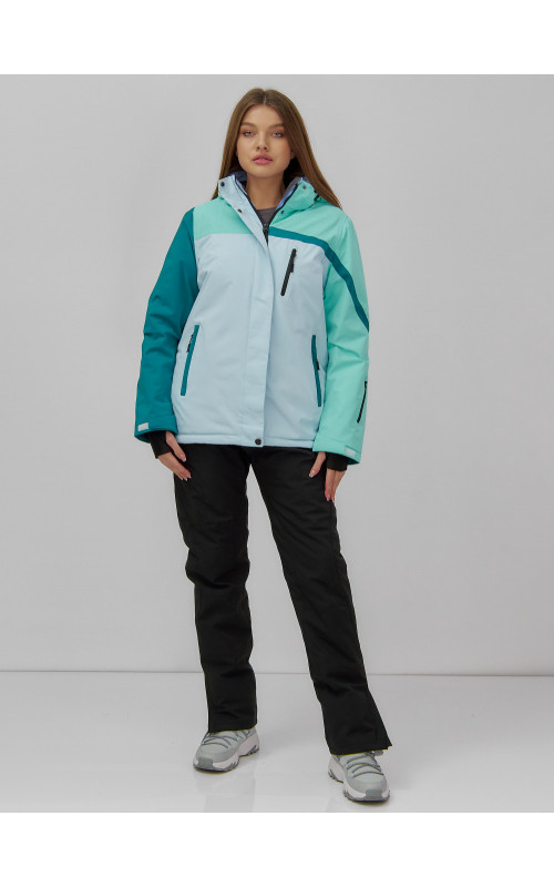 Женский горнолыжный костюм для зимних приключений