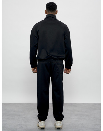 Мужской спортивный костюм: свобода движений и комфорт