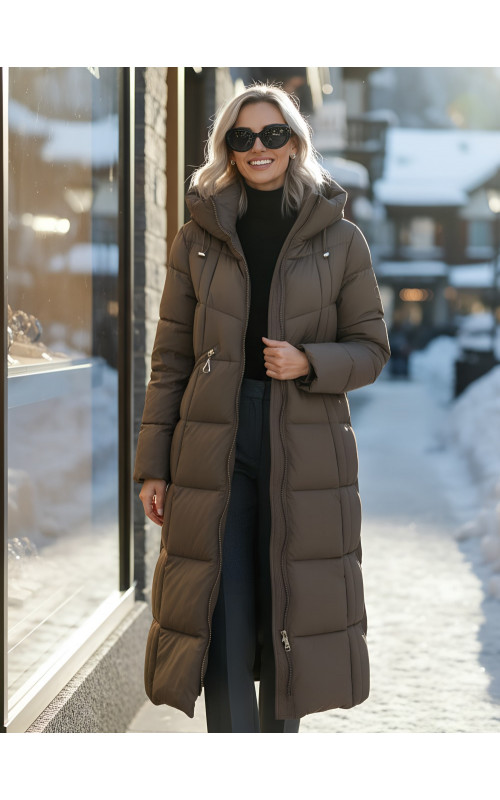 Длинный женский пуховик с капюшоном для зимы