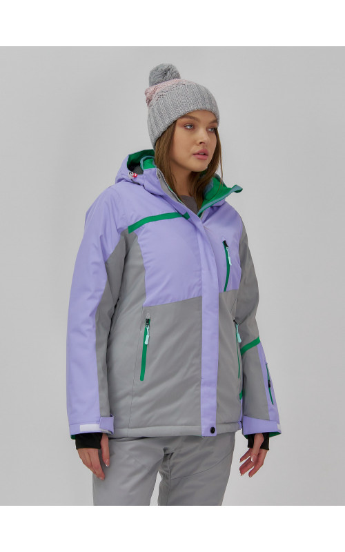 Женский горнолыжный костюм для комфорта и защиты в горах