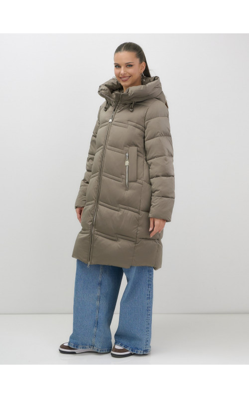 Длинный женский пуховик с капюшоном для зимы