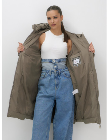 Длинный женский пуховик с капюшоном для зимы