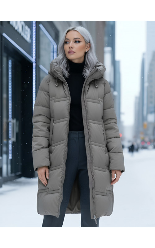 Длинный женский пуховик с капюшоном для зимы