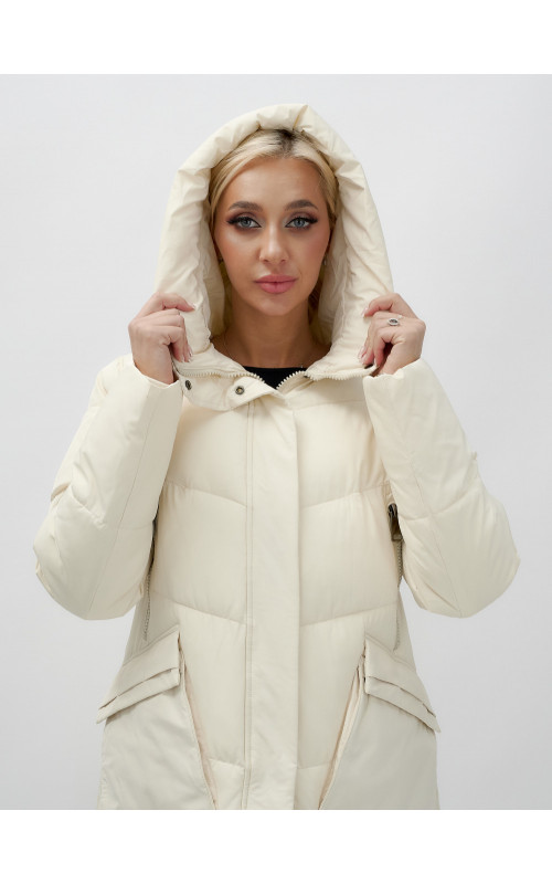 Длинный женский пуховик с капюшоном
