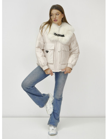 Зимний женский бомбер с меховой опушкой.