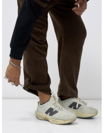 Мужской демисезонный спортивный костюм на флисе, коричневый, для спорта. в Тюмени